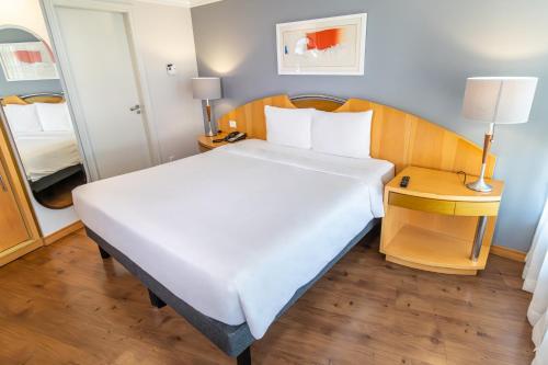 Superior Double Room image 2