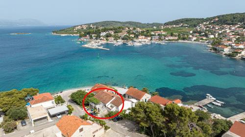 Apartments by the sea Lumbarda Korcula - 4348