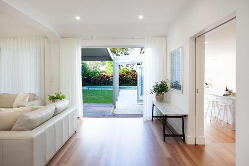Mosman Magic Isyd - image 4