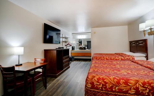 Canaan Motel - image 3