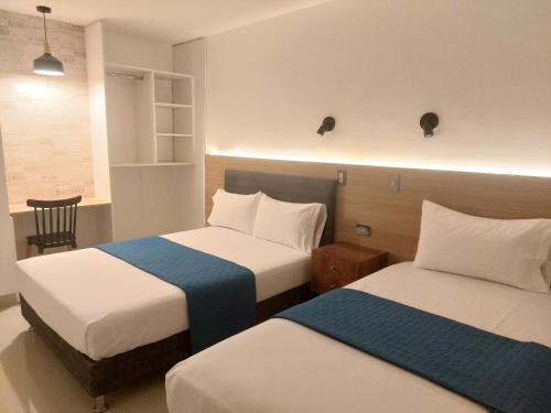 1 double bed, 1 twin bed