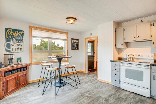 Northwood Tours Escape with Boat Dock Access! Northwood Tours Escape with Boat Dock Access!