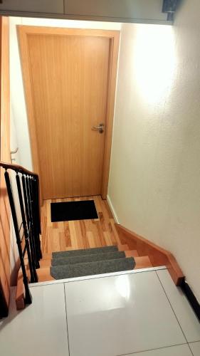 Ferienwohnung in Friedberg für max 9 Personen im UG Ferienwohnung in Friedberg für max 9 Personen im UG