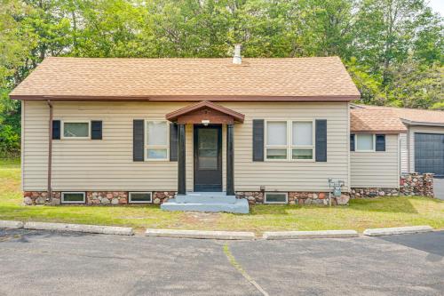 Northwood Tours Escape with Boat Dock Access! Northwood Tours Escape with Boat Dock Access!