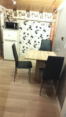 Ferienwohnung in Friedberg für max 9 Personen im UG Ferienwohnung in Friedberg für max 9 Personen im UG