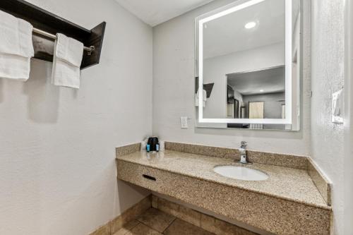 Knights Inn Antioch in Antioch, USA