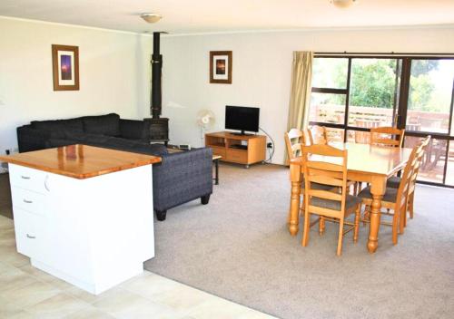 Bucks Point - Norfolk Island Holiday Homes, Burnt Pine (foto 6)