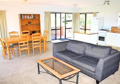Bucks Point - Norfolk Island Holiday Homes, Burnt Pine (foto 8)