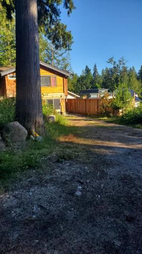 Haven Touchstone in Roberts Creek, Canada