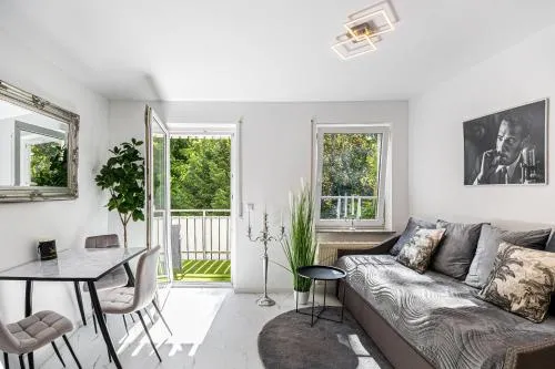 Design Apartment Leipzig Airport DHL Amazon Voll ausgestattet Free Parking in Schkeuditz, Deutschland