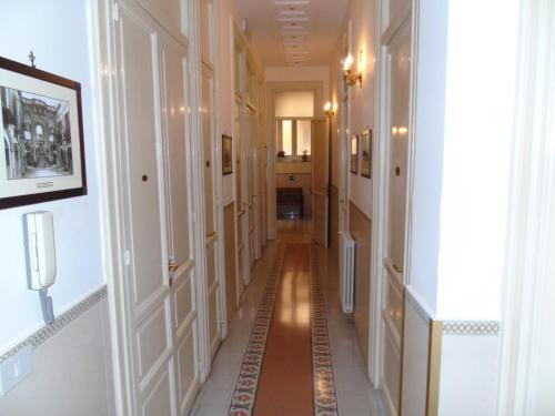 Albergo Cavour - image 11