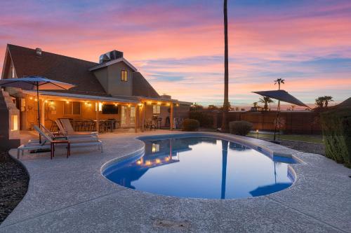 3BD Pool & Hot Tub Pool Table & Ping Pong