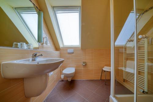 Wissers Hotel - image 12