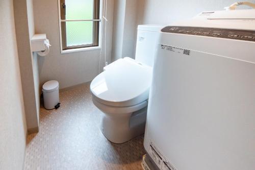 Standard Double Room image 9
