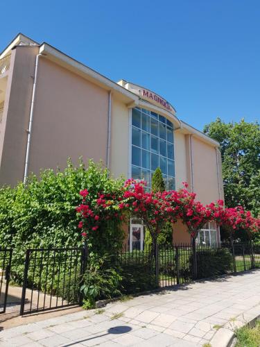 Family Hotel Magnolia, Sunny Beach – Sunny Beach, WY