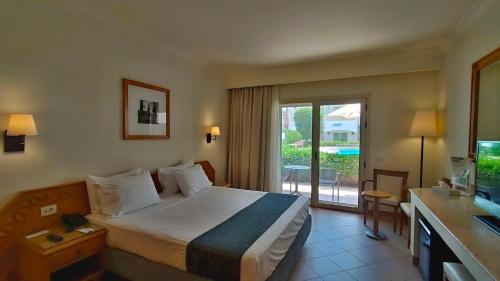 Camel Dive Club & Boutique Hotel - Tap to explore photos