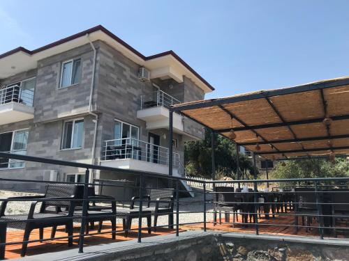 ทัศนียภาพภายนอกโรงแรม, Assos Gardenya Butik Otel in บือยือคูซุน