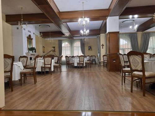 Restorāns, Hanul Brancovenesc in Simbata De Sus