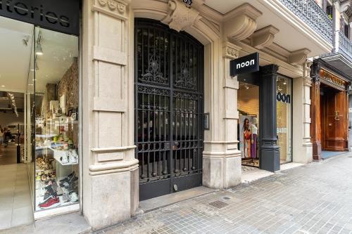 Canela Homes BARCELONA RAMCAT95 - Tap to explore photos
