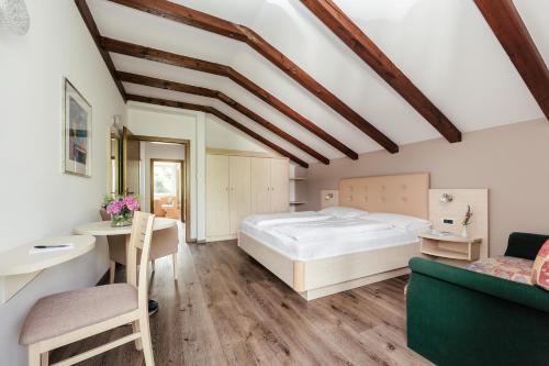 Hotel Garni Sirmian Room Type - Apartment with Balcony