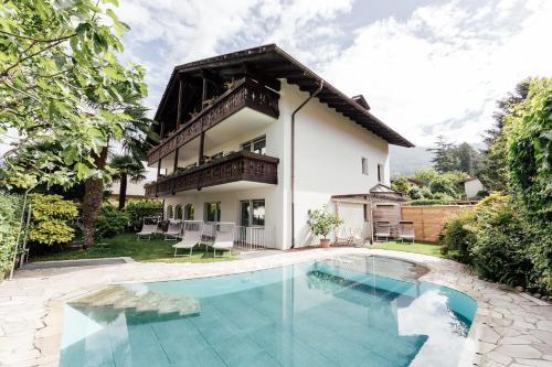 Garni Sirmian - Hotel - Meran 2000