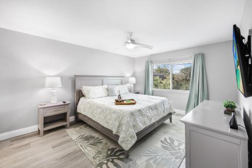 768 Sea Court - image 11