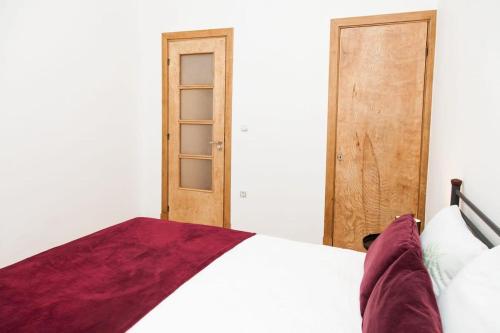 Experience Luxury and Comfort in the Heart of Kolonaki - image 7