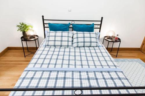 Experience Luxury and Comfort in the Heart of Kolonaki - image 14