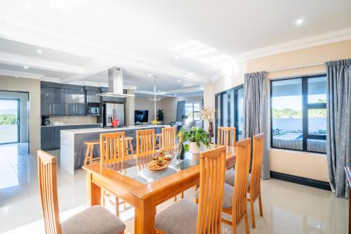 Golfer's Dream Haven in สปาร์บอช