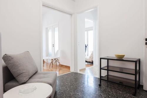 Modern new Comfort 2 Bd apt In Athens Centre - image 7