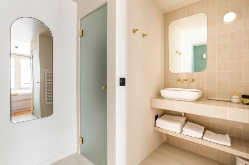 Air Conditioned Family Apartment with 2 bedrooms and 2 bathrooms - image 2