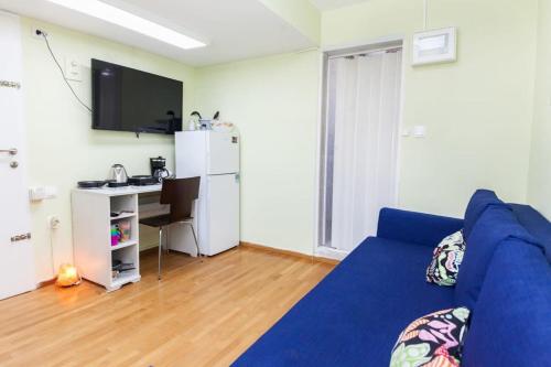Classic Retire with Outstanding Lycabettus View - image 6