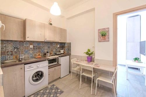Your perfect choice in Athen's best location 1 - image 5