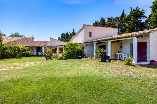 Mas des Cypres-Ensemble de 4 Mazets Mas des Cypres-Ensemble de 4 Mazets