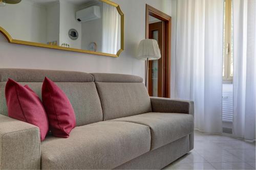 Vatican Apt Doria 64 - Home and More - image 10