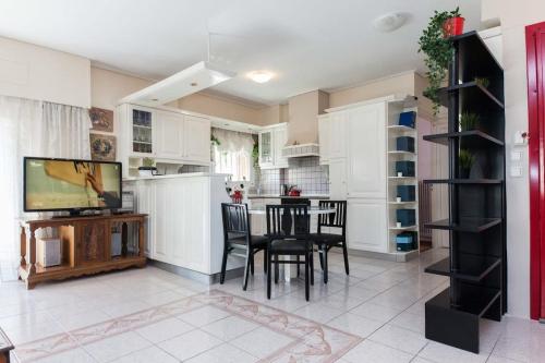 Classical Beauty 3Bd Apt in Peacefull Nea Filothei - image 10