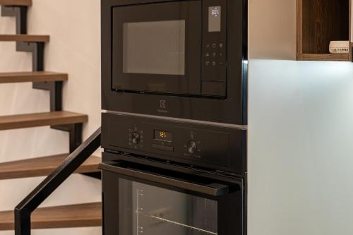 D52 Luxury Suite - image 5