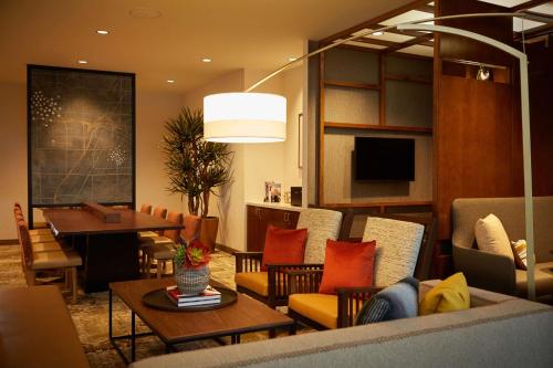Hyatt Place Las Vegas at Silverton Village, Las Vegas (photo 11)