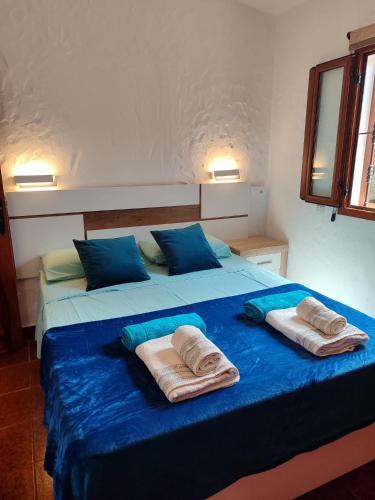 Las Tartanas Two Bedroom Bungalow - image 2