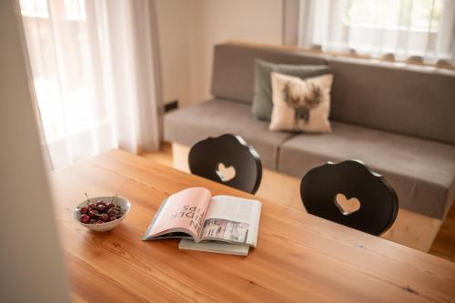 2 bedrooms, 3 beds