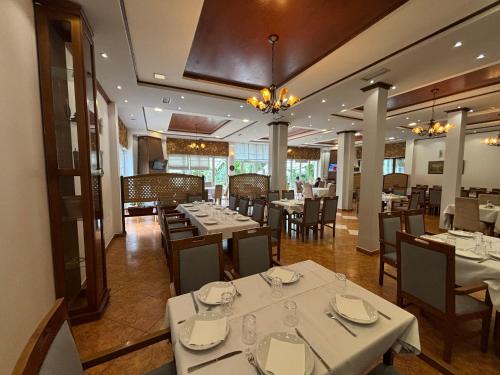 Hotel Restorant Halal Il Tramonto. in โวเร