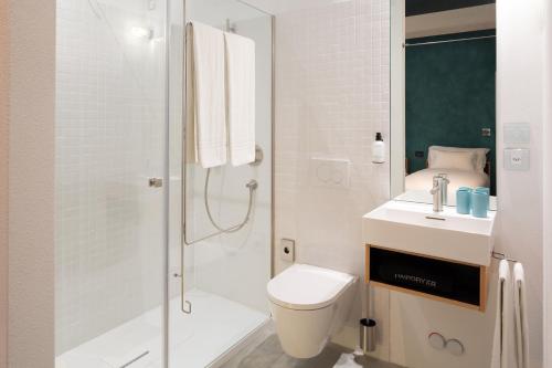 Double or Twin Room with Lake View
