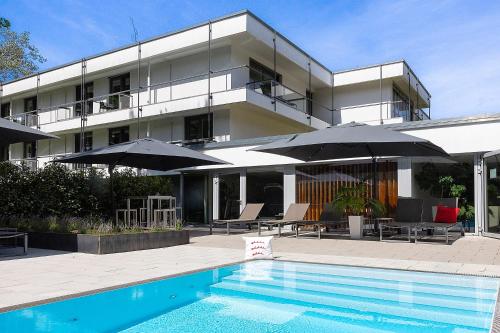 สระว่ายน้ำ, Schlosshotel Monrepos in ลุดวิจส์บูร์ก