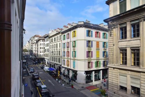 Hotel Rousseau - image 9