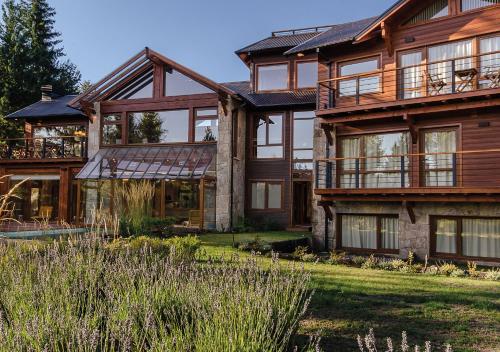 Exterior view, Huenu by DOT Boutique in Villa la Angostura