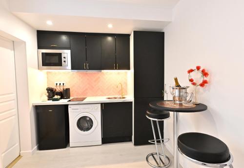 Cocina, Une parenthèse amoureuse (Une parenthese amoureuse) in Sens