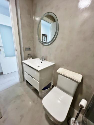 Luxury and new apartment in beach area - image 3