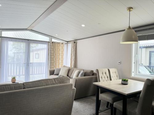 Зовнішній вигляд готелю, Hot Tub Lodge 41 Cameron, St Andrews in Largo Ward