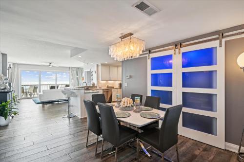 Waterview Towers Yacht Club 732- by Holiday Isle Properties near Coach's Raw Bar