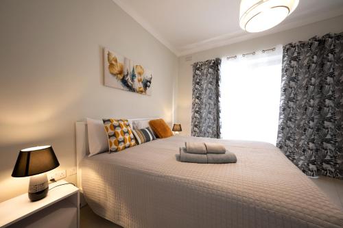 Seafront beautiful 3 bedroom with balcony KDOU1-1 4